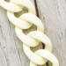 Creamy acrylic chainlet, 33 mm