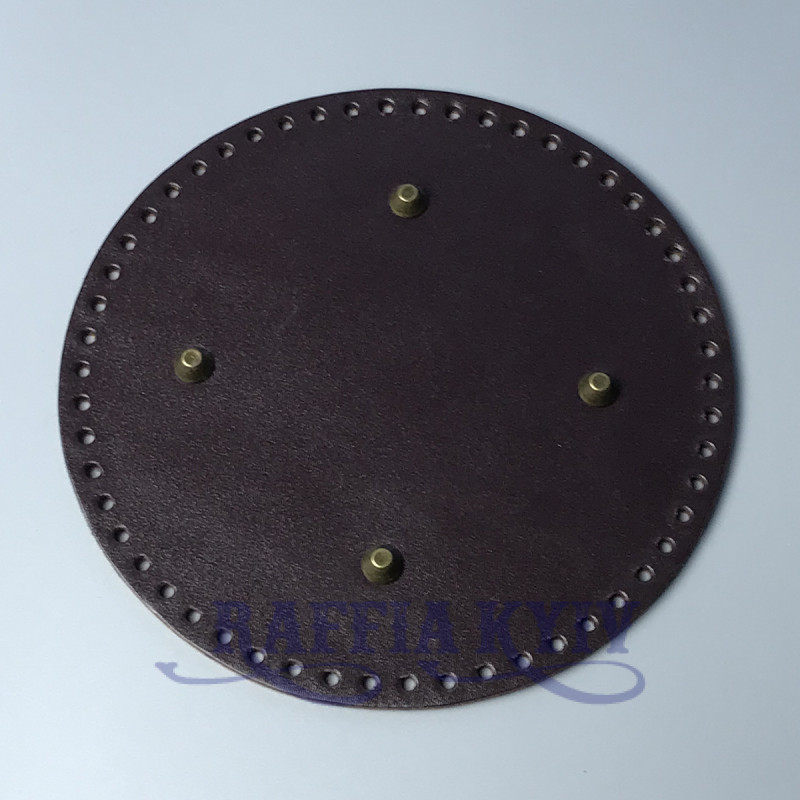 Chocolate leather round bottom with antique shanks, ø 20 cm