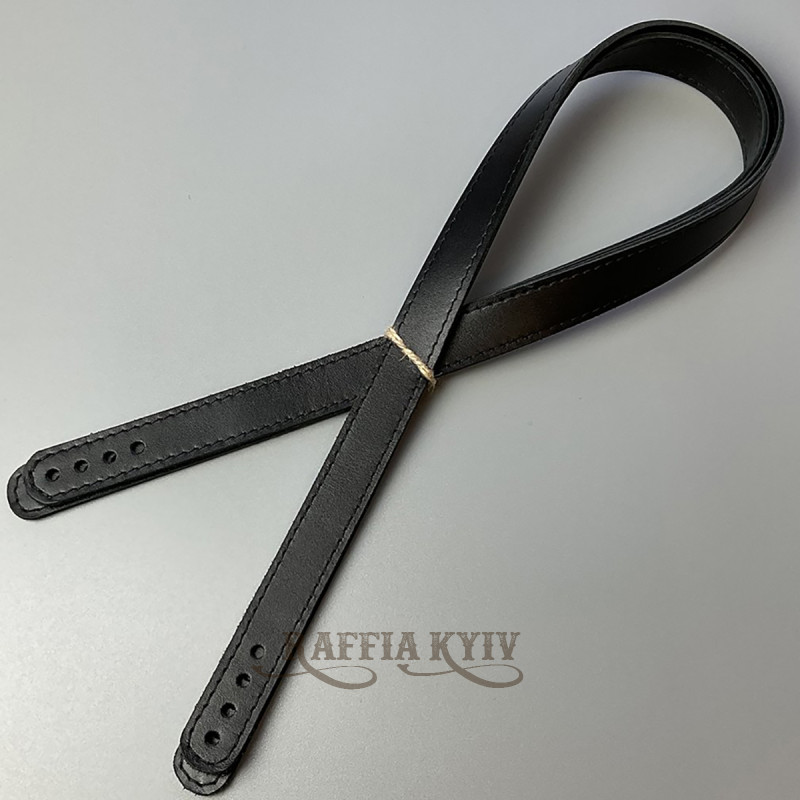 Black sewn-on leather handles, 71×2 cm