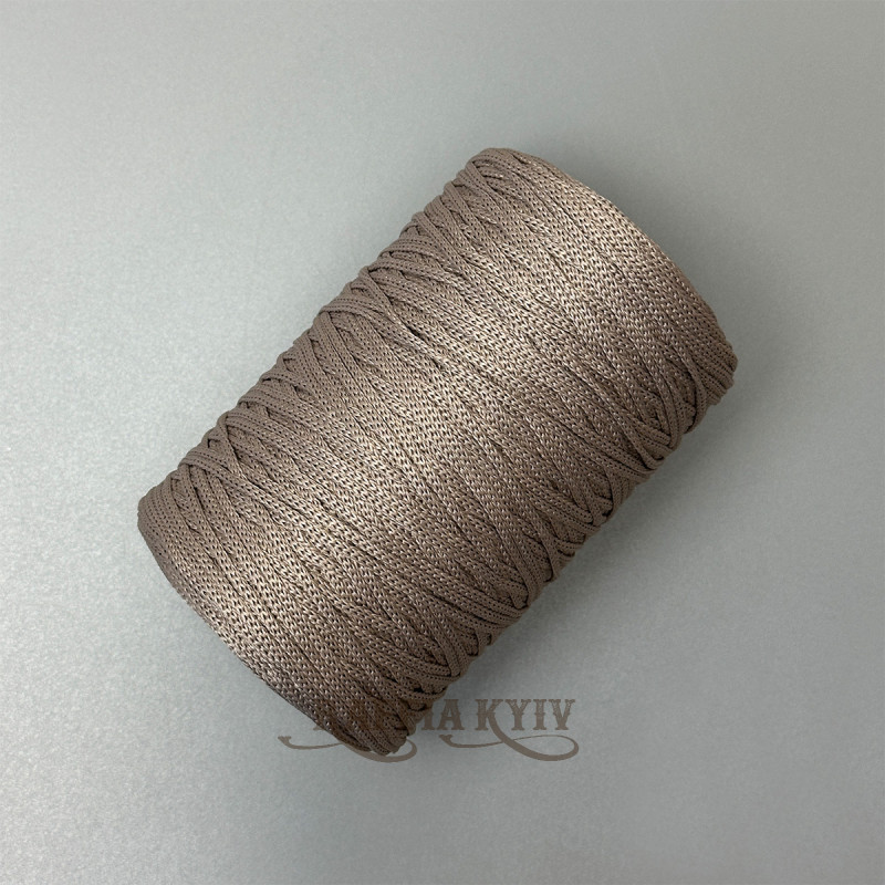 Light cappuccino polyester cord, 2 mm – soft and durable for crocheting bags and accessories