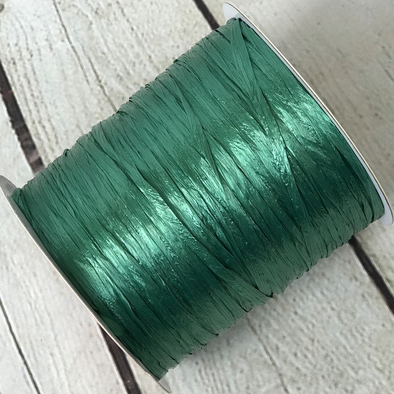 Вискозная глянцевая рафия Ispie®, цвет – emerald, 250 м