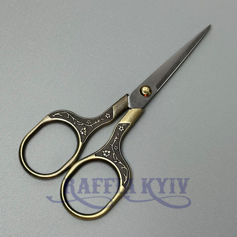 Metal scissors for needlework, 12.7 cm, antique