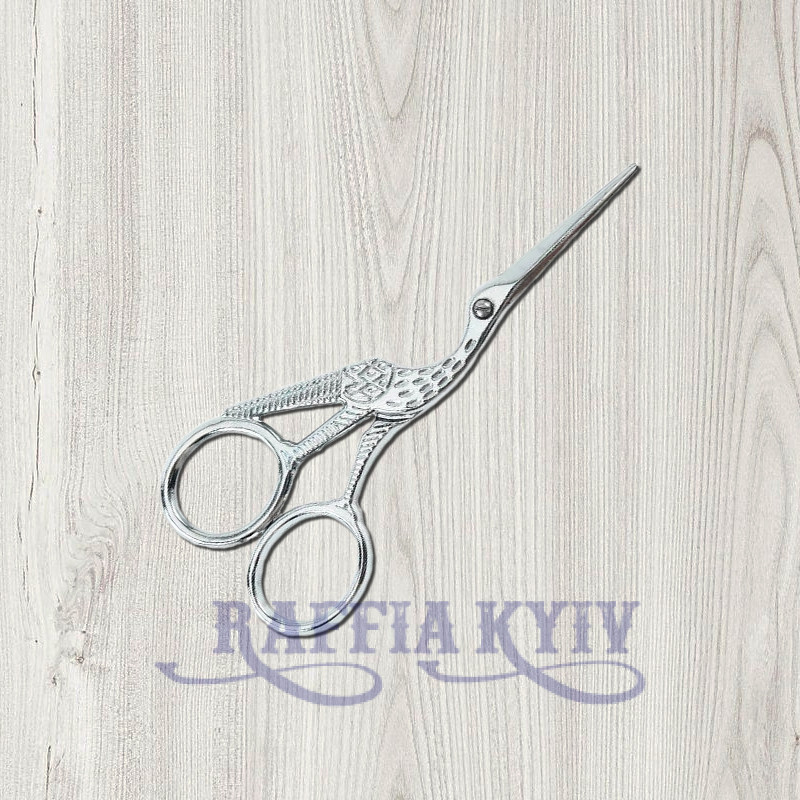 Metal scissors for needlework, 9.4 cm, nickel
