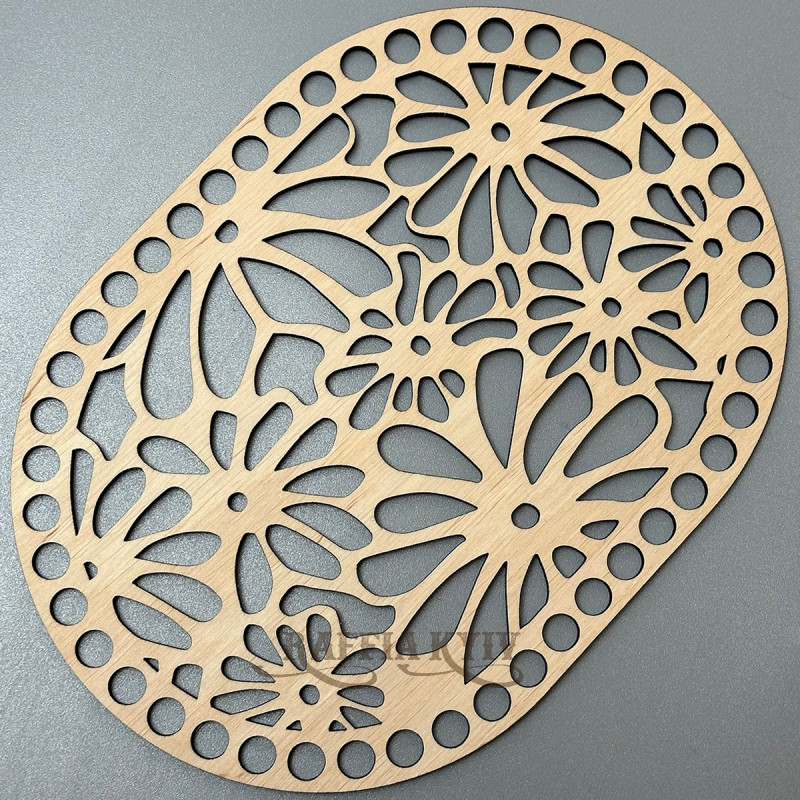 Openwork oval plywood bottom, 21×15 cm, model 213