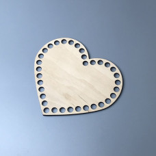 Heart plywood bottom, 13.5×15.5 cm