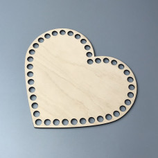 Heart plywood bottom, 15.5×17.5 cm