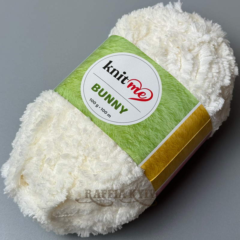 Молочна хутряна пряжа Bunny, 100 г