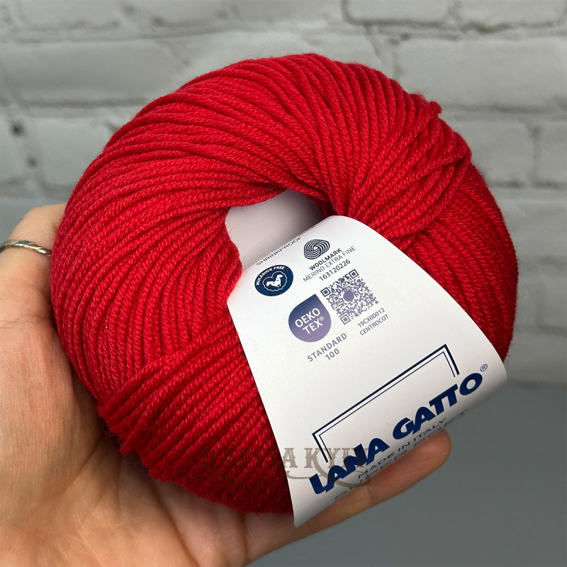 Lana Gatto Super Soft Yarn, Red