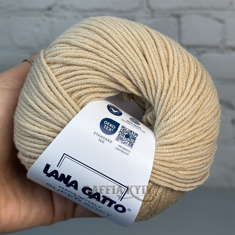 Lana Gatto Super Soft Yarn, Light Beige